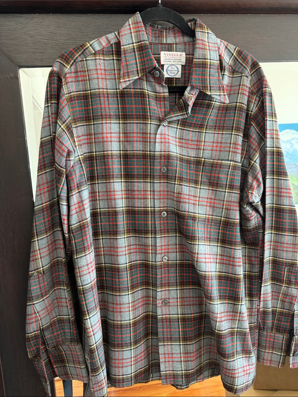 Men’s Wool/cotton button down shirt size XL
Andover Shop brand